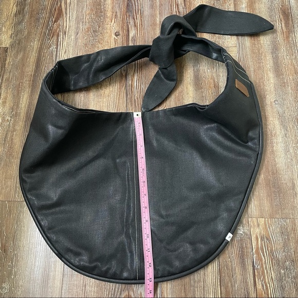 Pinedo Los Angeles Slinger Black Bag - Picture 9 of 9